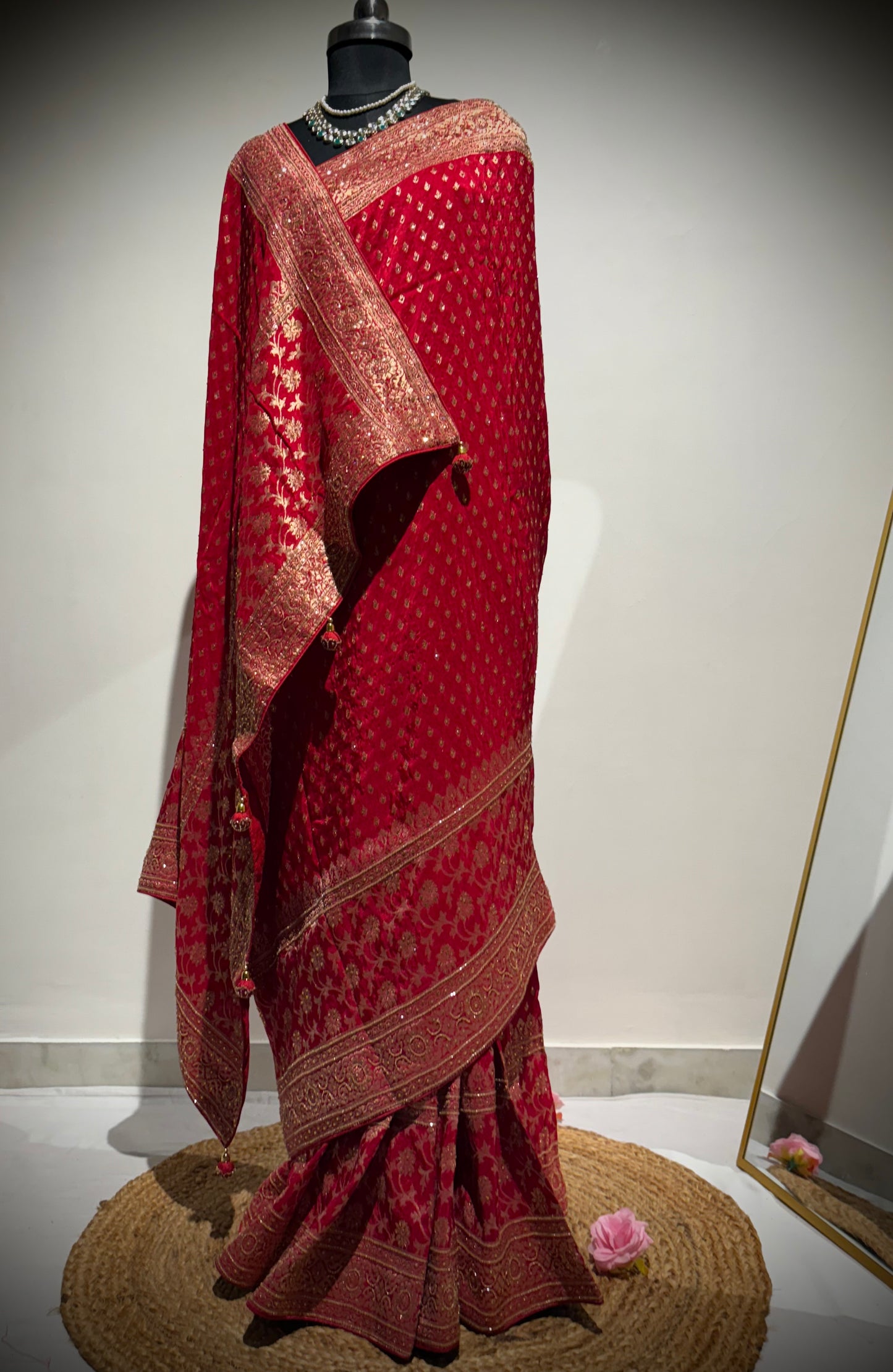 GULRANI – Royal Banarasi Silk Saree (Bridal Red)
